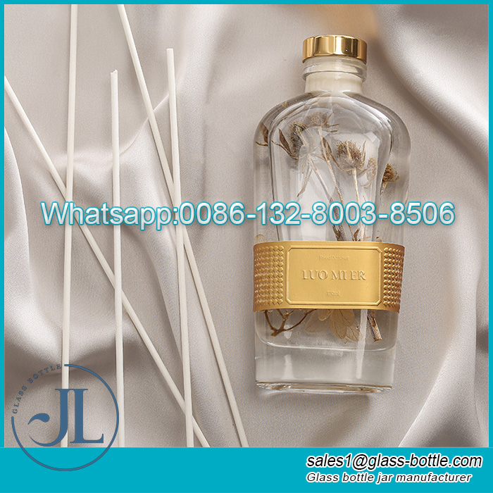 Empty flat 200ml home fragrance scent diffuser bottle with cork